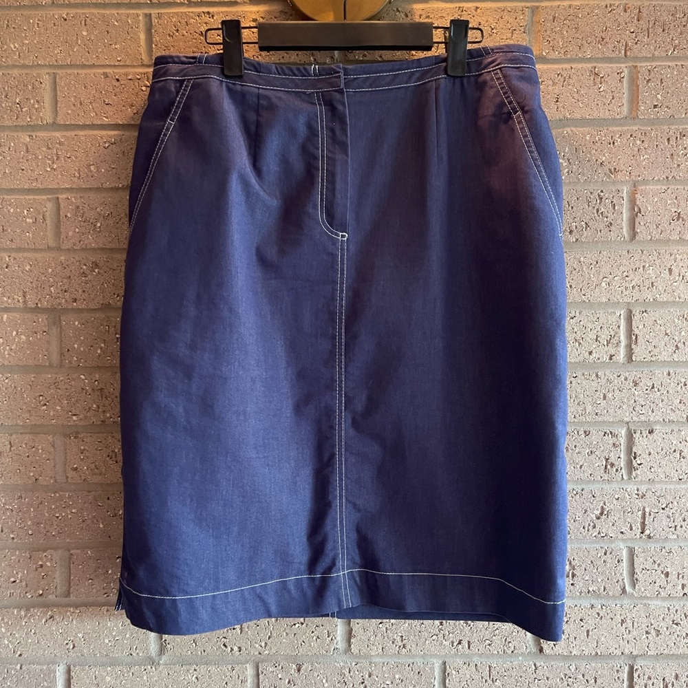 Classic Navy Pencil Skirt - Women's